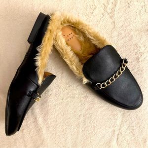 NWOT A New Day Fur Lined Mules With Gold Chain Size 8.5
